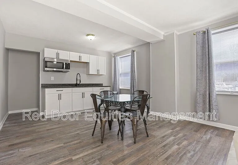 123 N Broad St #201 — Photo 6