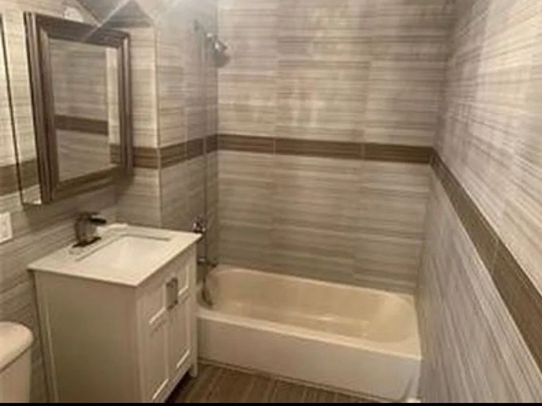 2 bed, 1.0 bath, 800 sqft, $2,950 — Photo 3