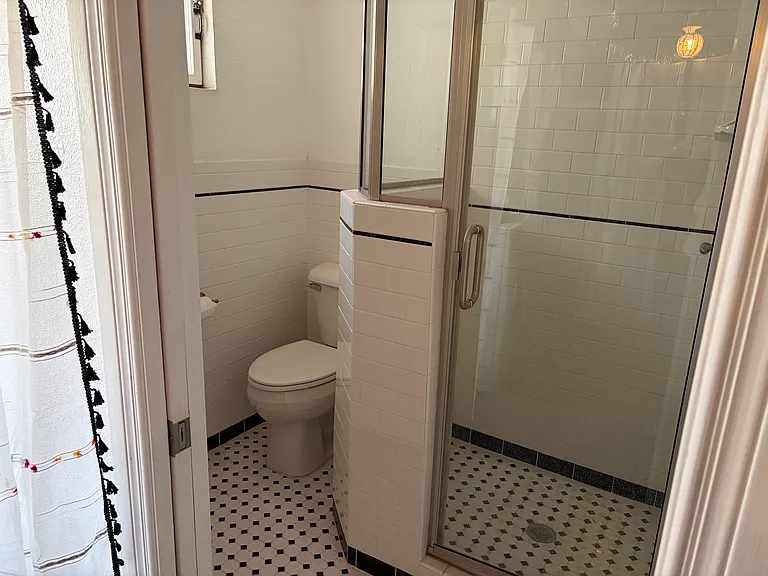 1313 Cincinnati Ave — Photo 10