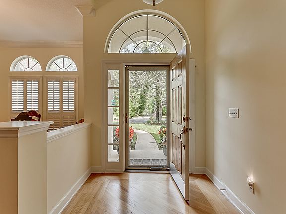 3rd image of 3510 Shinnecock Ln