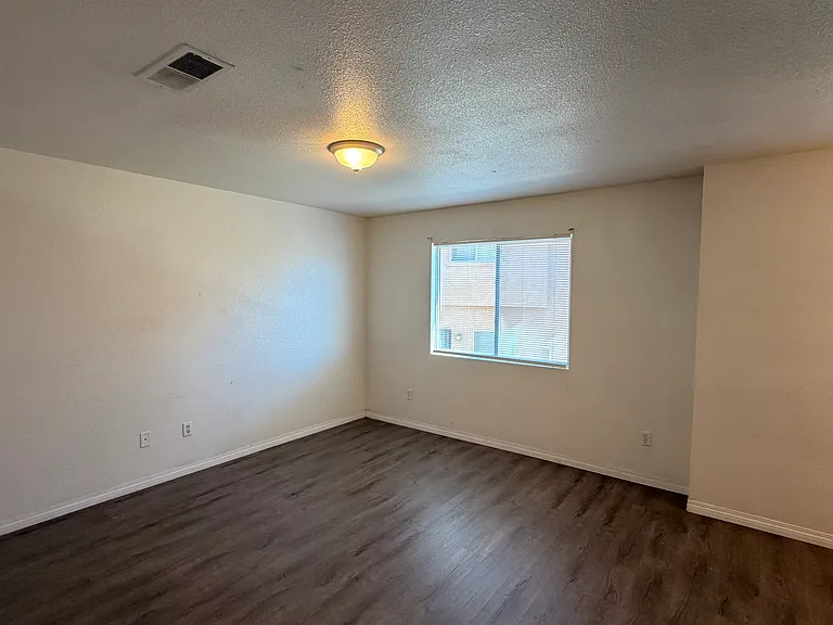 3217 Fortier St #D — Photo 9