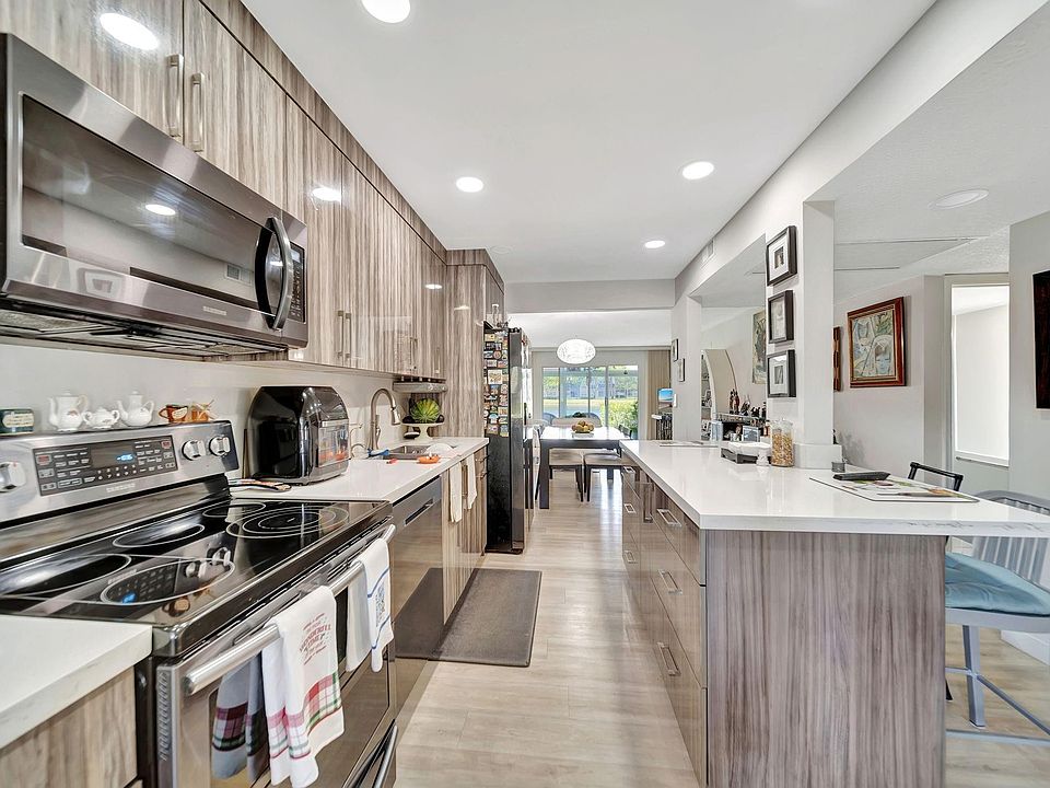 1st image of 12900 SW 13th Street #113-E