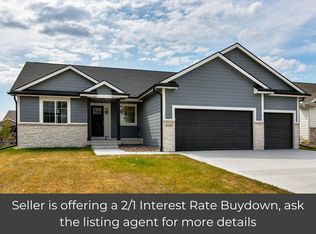 3129 NW 27th Cir, Ankeny, IA 50023