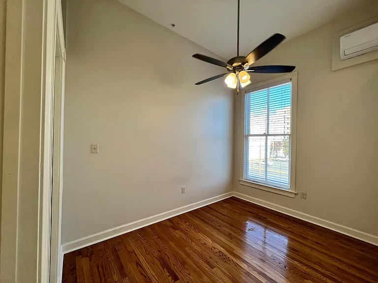 904 Scott St #1 — Photo 37