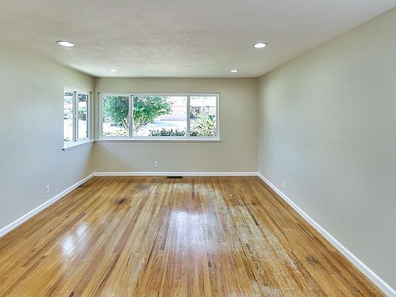 3rd image of 4841 Borina Dr