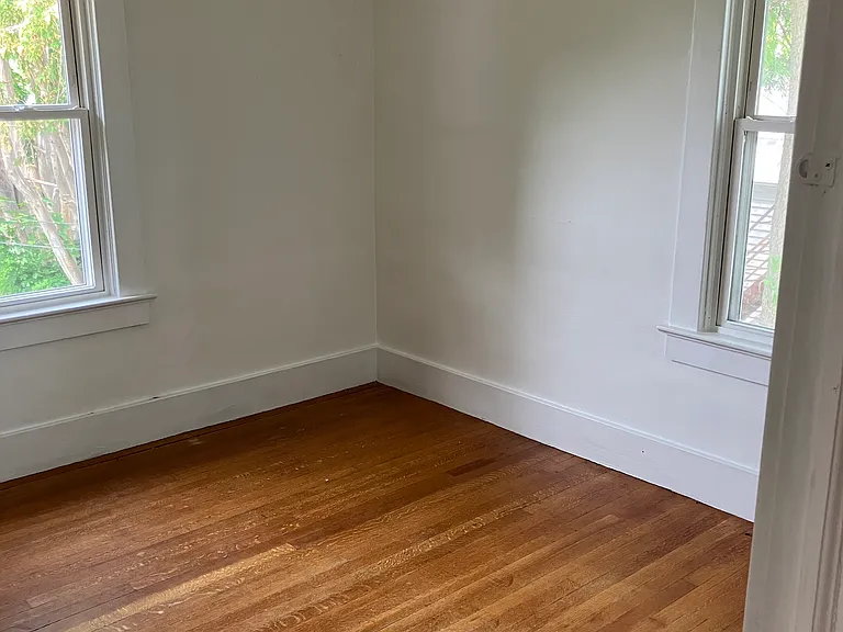 133 Pearl St — Photo 13