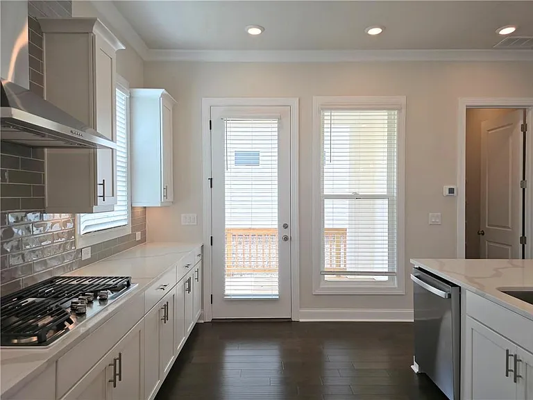 657 Summit Hill Way — Photo 14