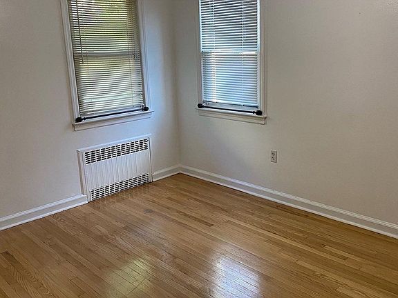 4th image of 90 Colin St Floor 1