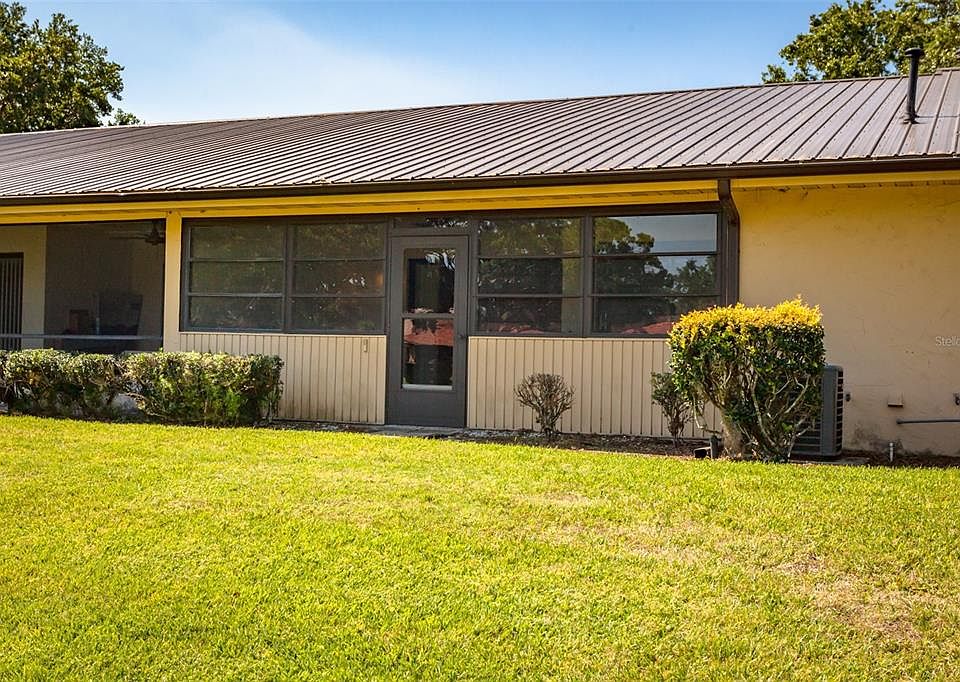 1st image of 697 Broadmoor Cir