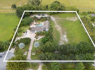 8233 Stagecoach Ln, Boca Raton, FL 33496
