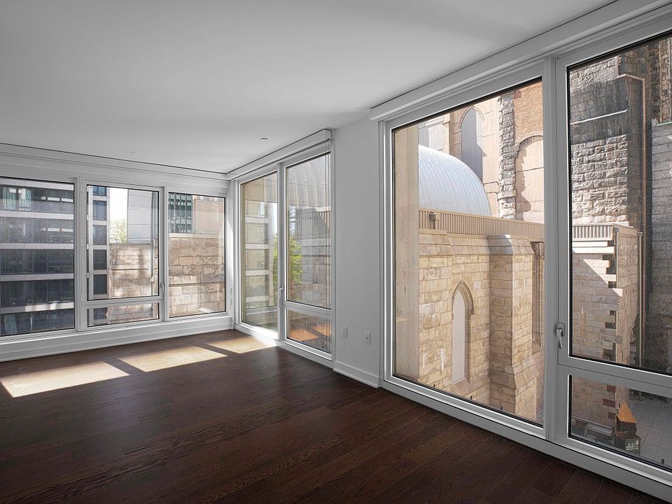 1st image of 400 W 113th St APT 615