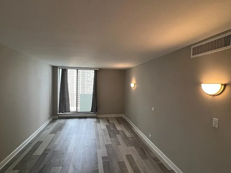 6033 N Sheridan Rd #14D — Photo 24