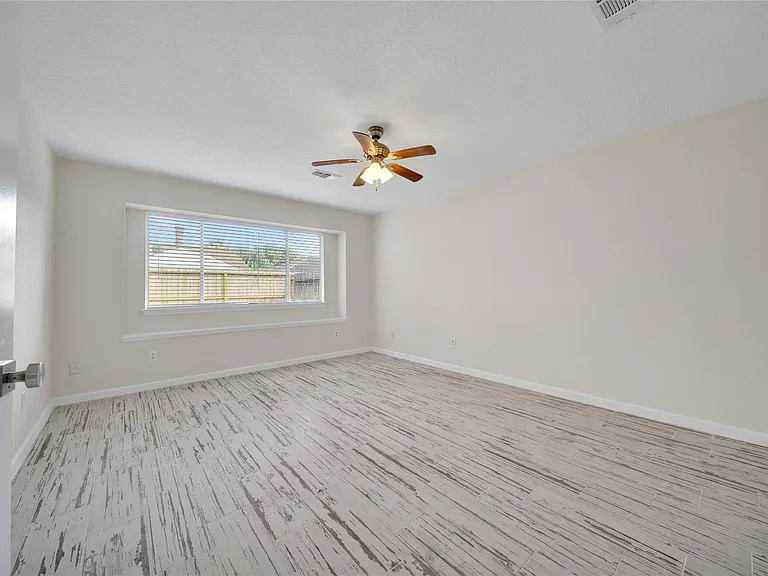 10904 Birch Dr — Photo 26