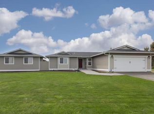 60 Peterson St, Sequim, WA 98382