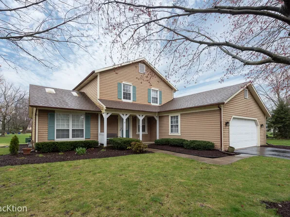 1436 Pinetree Dr, Naperville, IL 60565