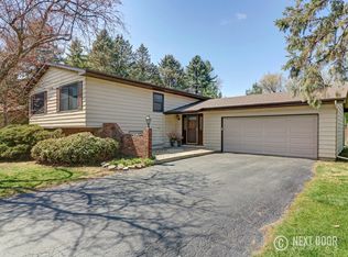 6N380 River Grange Rd, St Charles, IL 60175