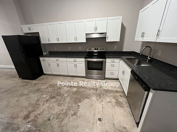 3rd image of 10 S King St