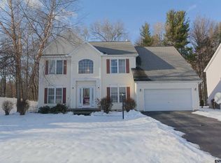 4 Cathywood Ct, Clifton Park, NY 12065
