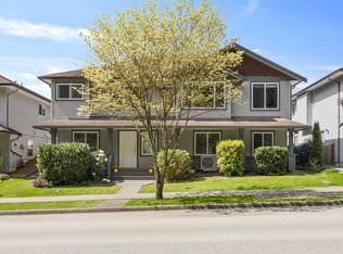 11377 Creekside St, Maple Ridge, BC V2W 2A4
