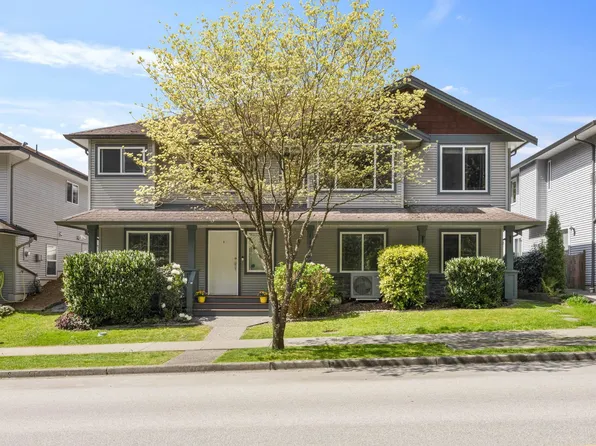 11377 Creekside St, Maple Ridge, BC V2W 2A4