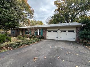 809 Knights Ct, Russellville, AR 72801