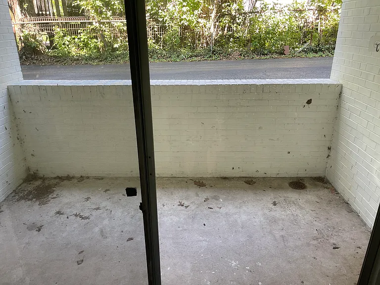 2540 Madison Rd #6 — Photo 8