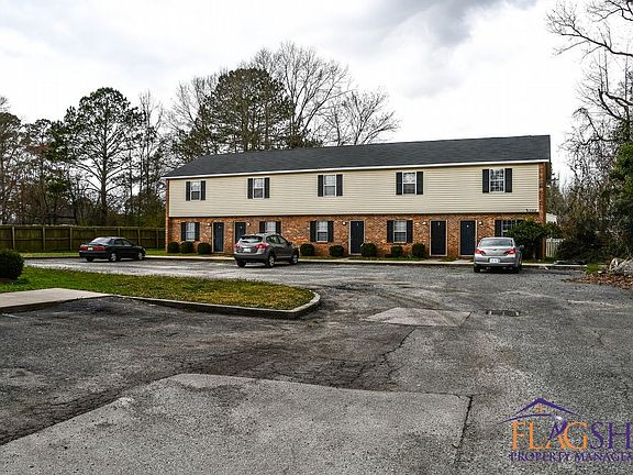 2nd image of 3360 N Pitt St