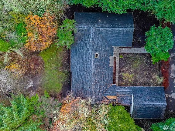 3rd image of 12501 Gravelly Lake Dr SW