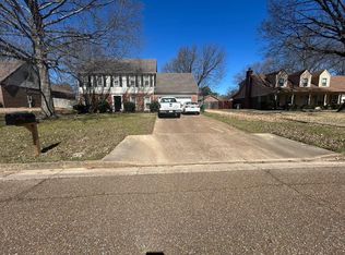 7916 Woodleaf Dr, Germantown, TN 38138