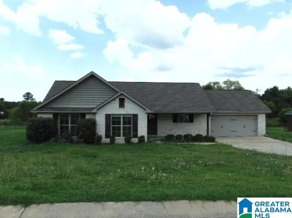 155 Searcy Ln, Clanton, AL 35045