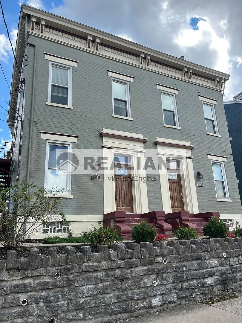 2 bed, 1.5 bath, $2,545 — Photo 2