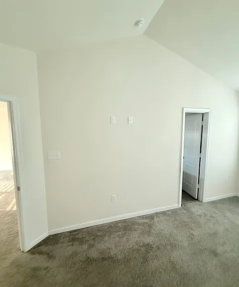 6925 Hapsburg Ln — Photo 16