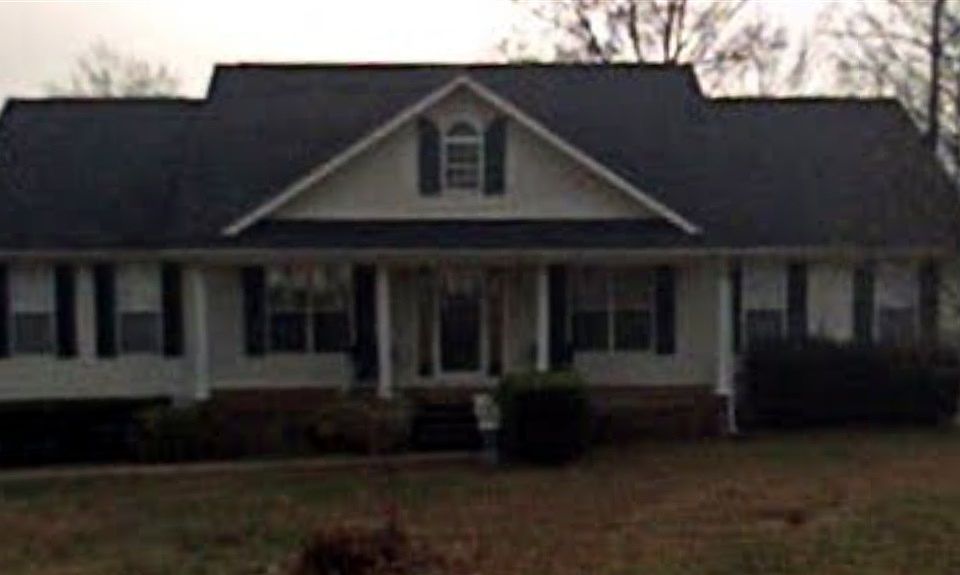 2nd image of 203 Mill Hamlet Rd NW