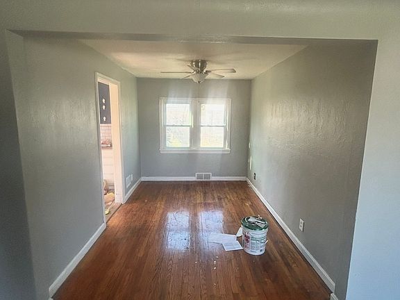 3rd image of 1801 Engelholm Ave