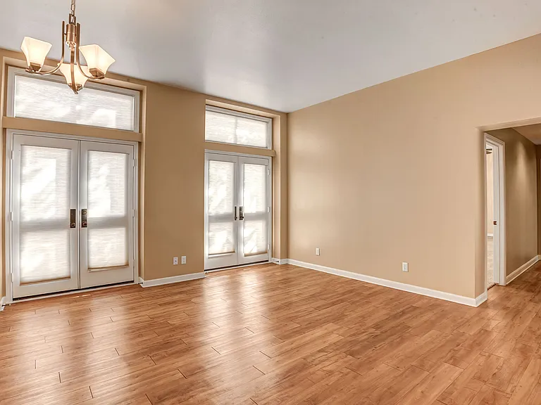 The Tuscany Apartments — Photo 14