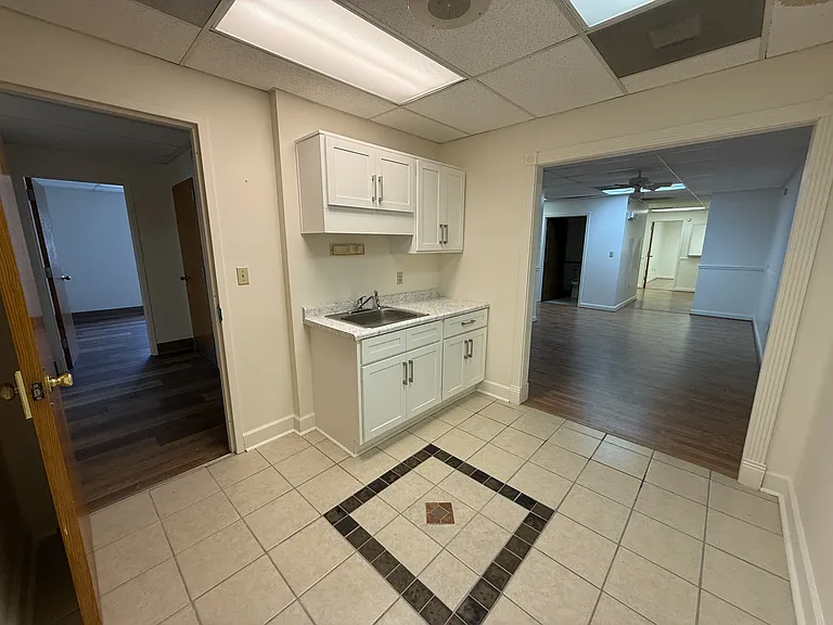 1230 Woodland Dr #116 — Photo 13