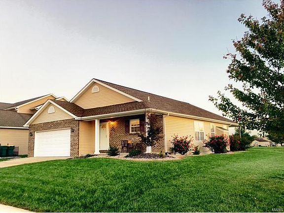 2nd image of 763 Moorland Cir