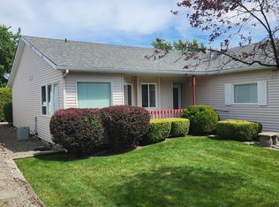 1365 W Woodlawn Dr, Hayden Lake, ID 83835