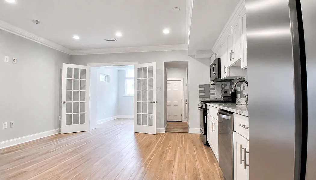 2 bed, 900 sqft, $2,197 — Photo 3