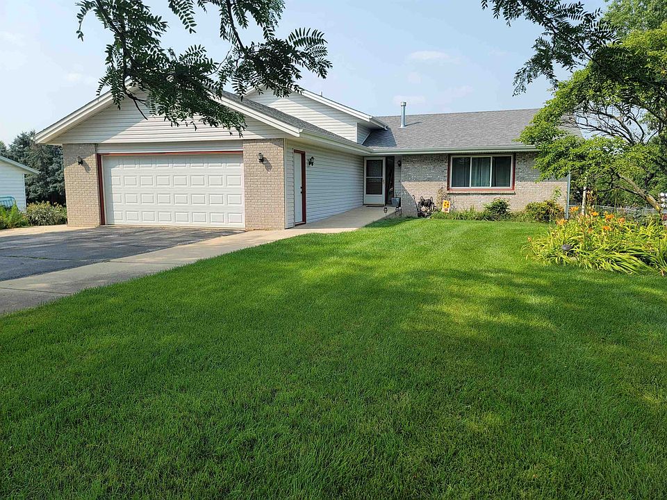 6984 Squaw Prairie Rd, Belvidere, IL 61008 Zillow