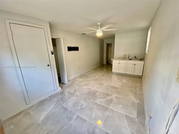 4th image of 624 Westward Dr #0
