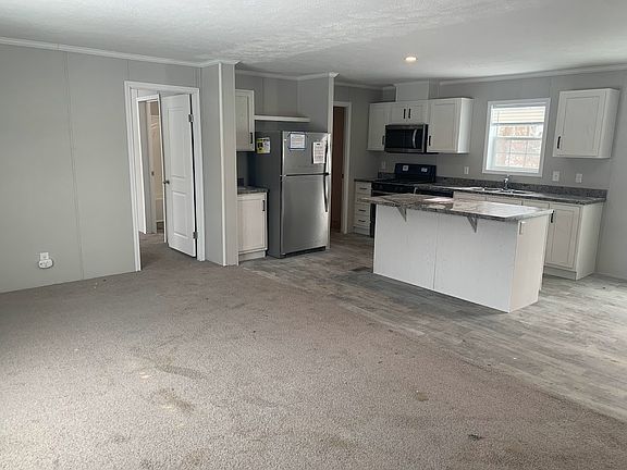 3rd image of 47 Bluebird Hill Dr #113