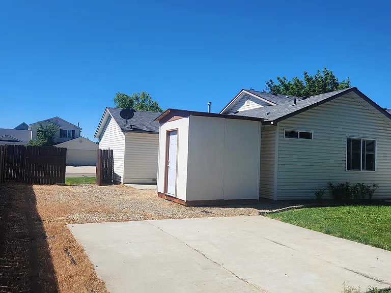 4562 W Big Creek St — Photo 10