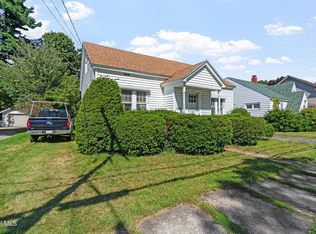143 5th Ave, Gloversville, NY 12078