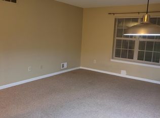 9 Clinton Ct #A, New Castle, DE 19720