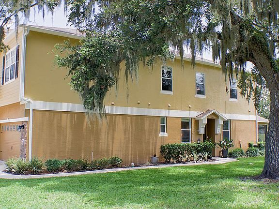 Private Side Entrance