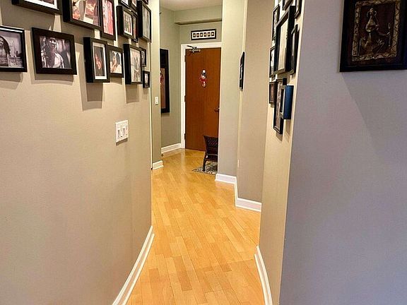 2nd image of 1335 S Prairie Ave Unit 808
