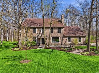 10816 Country Wood Trl, Fort Wayne, IN 46845