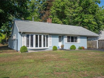 4 Manor Circle, East Hartford, CT, 06118