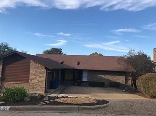 228 Sovereign Ct, Rockwall, TX 75032